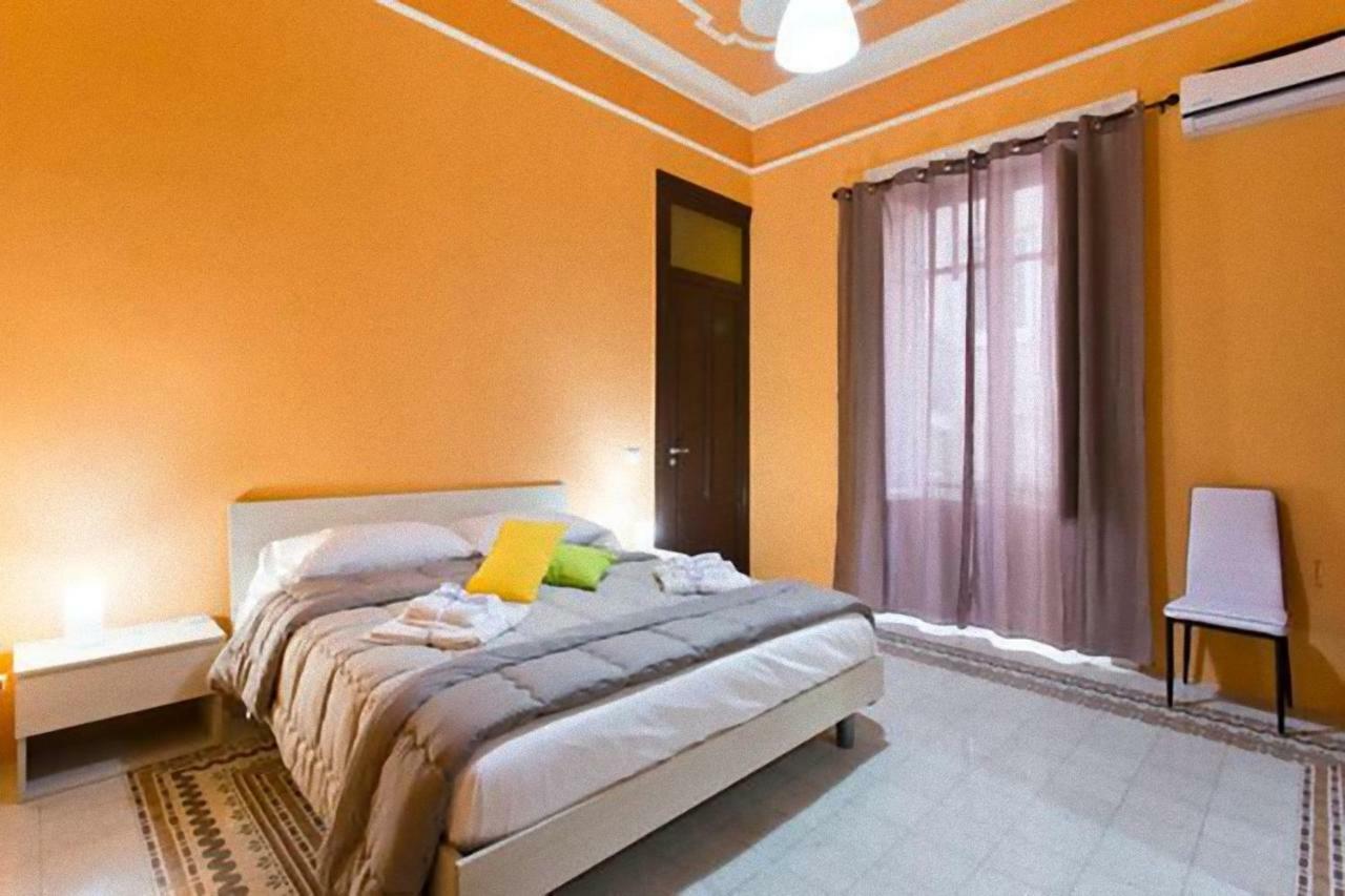 Boheme B&B Al Centro Di Палермо Экстерьер фото